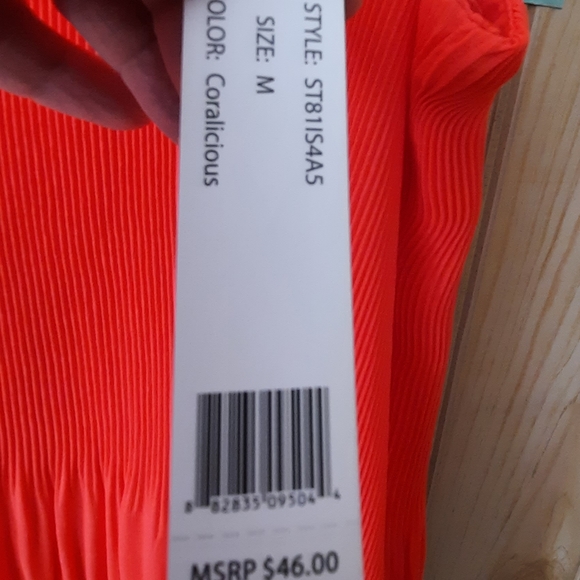 CUTE coral sleeveless blouse - Picture 12 of 16